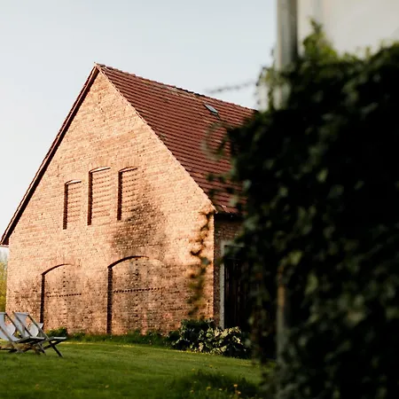 Domnumer 10 Country house
