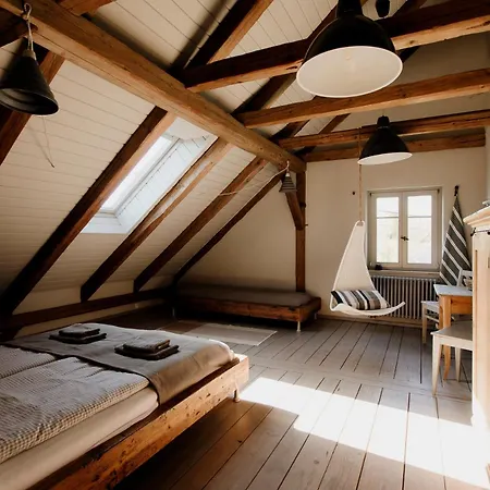 Domnumer 10 Country house